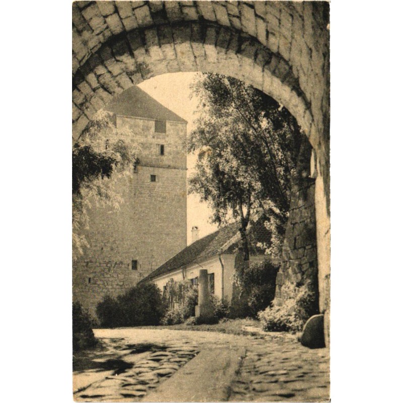Kuressaare loss, enne 1945