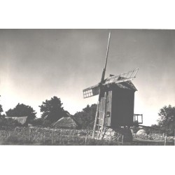 Saaremaa:Vana tuulik,...