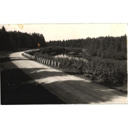 Tee jõe kõrval kusagil lõuna eestis, enne 1940